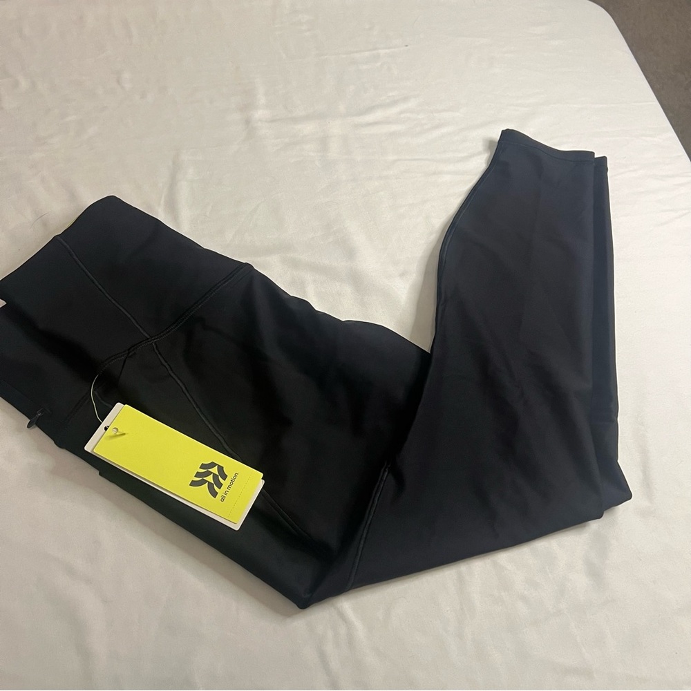 All In Motion High Rise 7/8 Pocketed Leggings‎ Black Size M